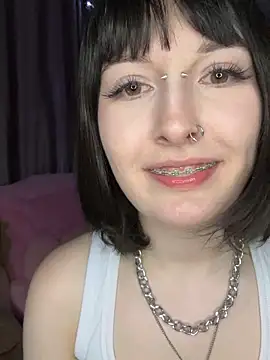 virusDoll webcam