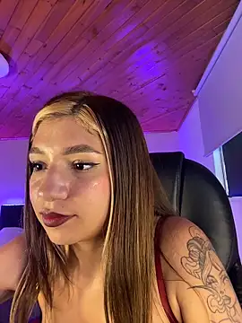 Isabella18_pink webcam