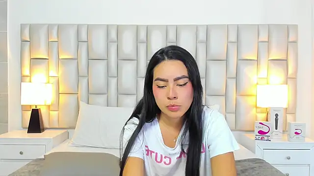 paola_katy_dicks webcam