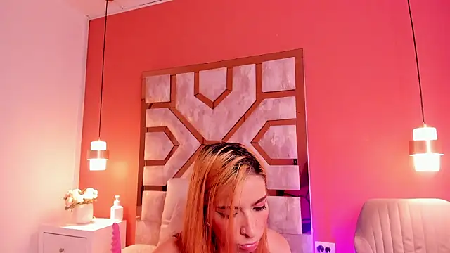 Justmia69 webcam