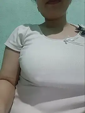 Shine_Mai webcam