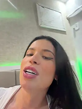 online nude chatroom Rafaellaz