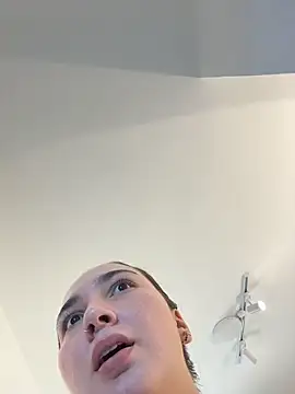 ava_blue webcam