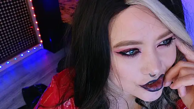 wickedxqueen webcam