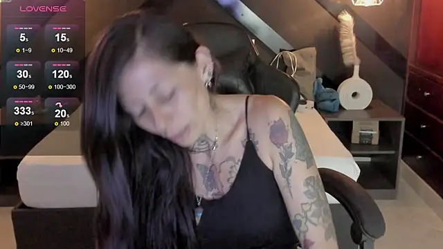 dark_gotica webcam
