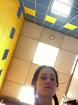 Mia_Mia_M