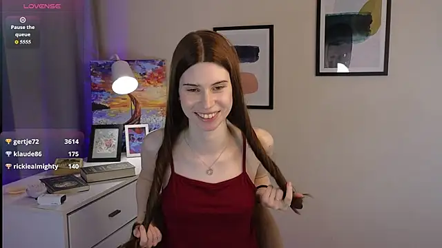 Umia_Bordered webcam