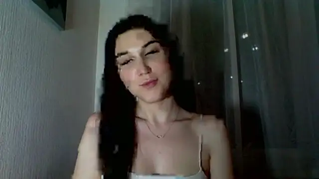 Katiee_Foxi webcam