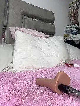 Yassy_11 webcam