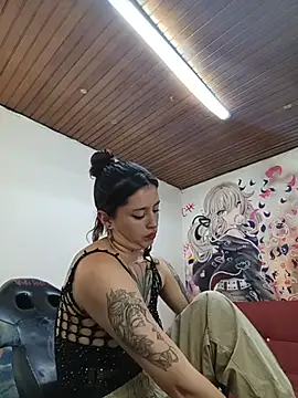 Lucia_evans22 webcam