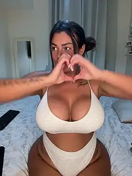 ultimate_PAWG webcam