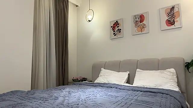 Kelly_Berry__ webcam
