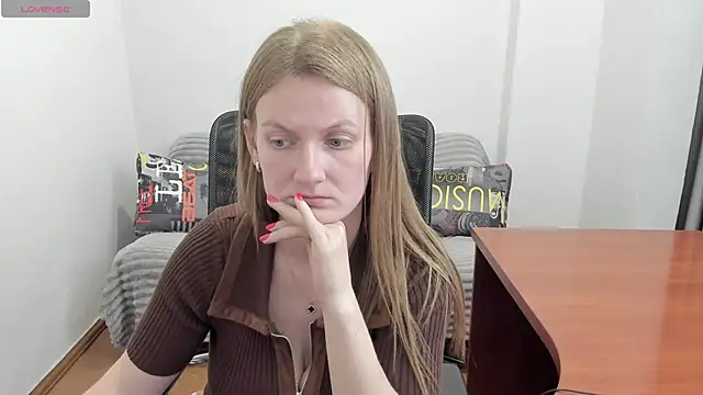 Alisha_Skyes webcam