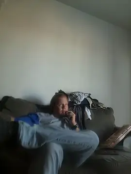 yourMasterisBored webcam