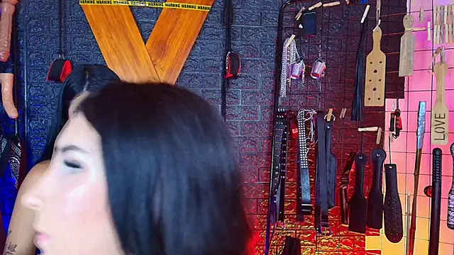 Mistress_lexi_bdsm webcam