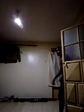 Yujiro254 webcam