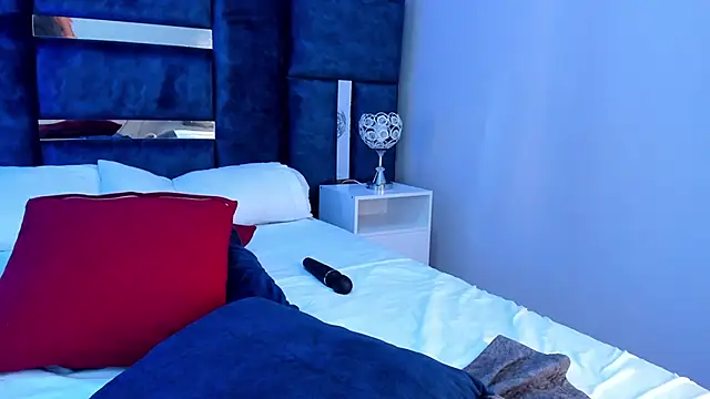AmmyJones_ webcam