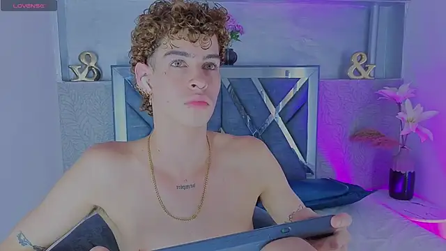 nova_salvatore webcam