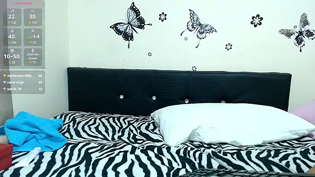 liz7skinny webcam