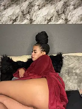 Hot_Mess18 webcam