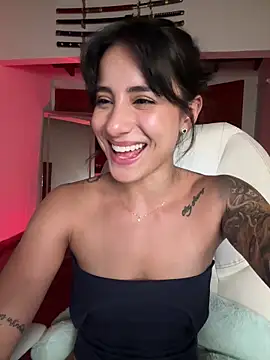 Ale_Lewis webcam