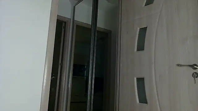 Justynn1 webcam
