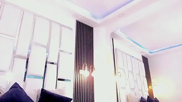 Maia_Clark520 webcam