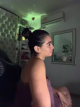 ZarahEvans webcam