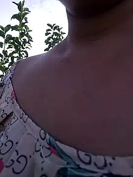 BigAss-69 webcam