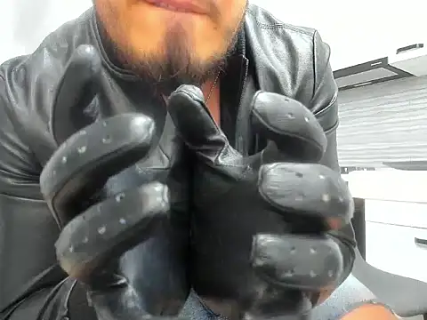 ZackMasterss live sex cam