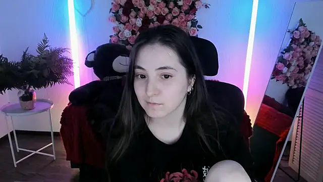VirtuallVoyant live sex cam