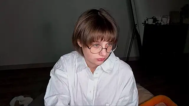 ExitedTroth webcam