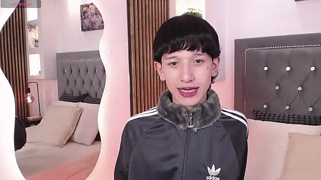 Emo_Boy_ webcam