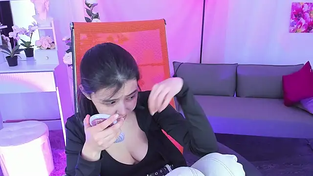 SirenMystiq webcam