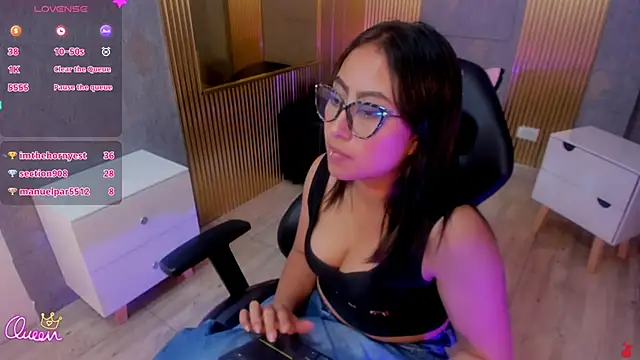 Amhira_Tay webcam