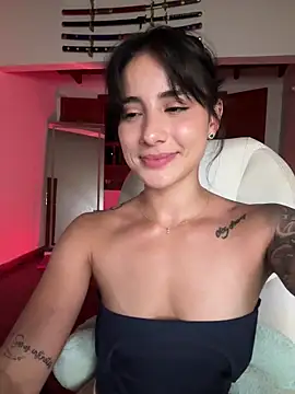 online nude chat Ale Lewis