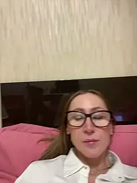 LauraDavis webcam