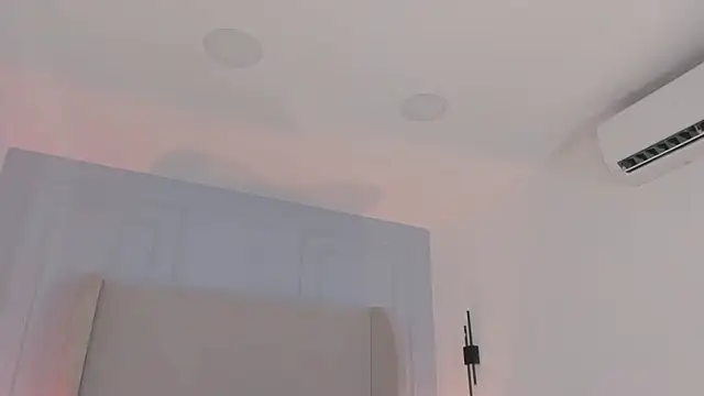 chloe_d webcam