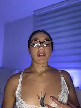 keilelewis webcam