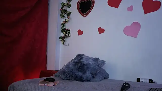 MiaCollinssx webcam