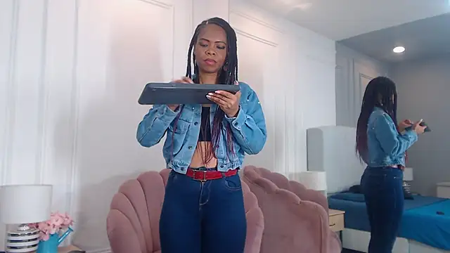ChantalGarner webcam