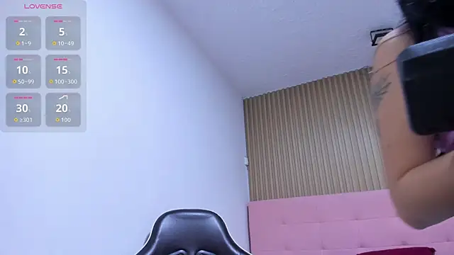 Amiee_Kovva webcam