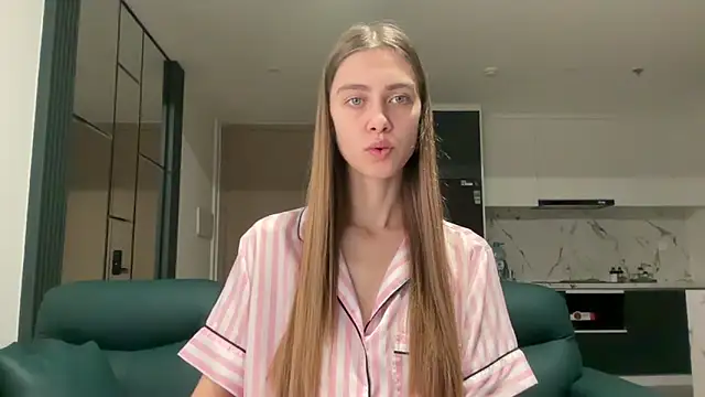 ScarlettBlank webcam