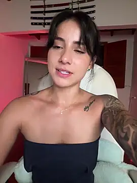 Ale_Lewis webcam