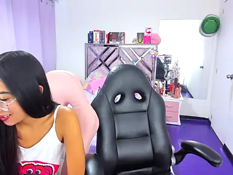 naomi_johnson webcam