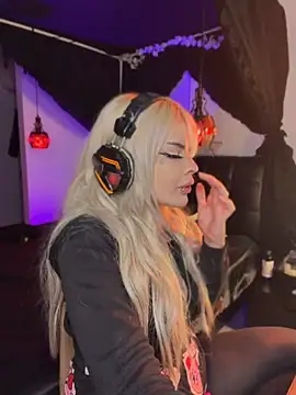 Noxarcane webcam