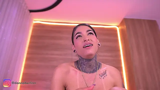 danna_berlin_ webcam