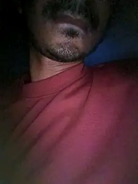 dreamtoungelick69 webcam