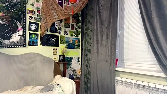 YourFavoriteAltgirl pegging live cam