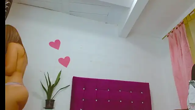 chantalsemenova1 webcam